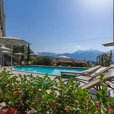 La Perla מלון 3*