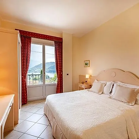 Hotel La Perla 3*