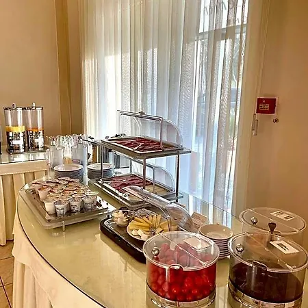 La Perla 3* Тремеццо