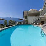 Hotel La Perla 3*
